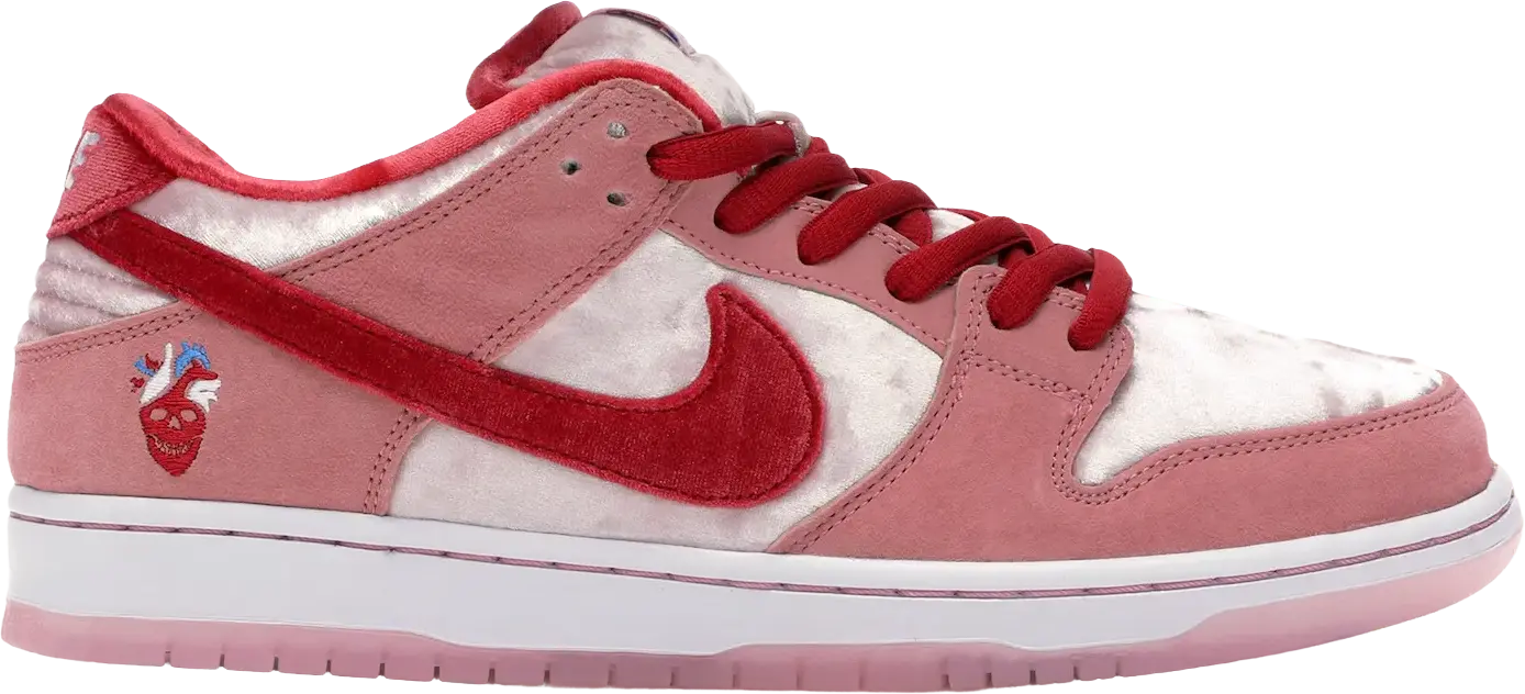 Nike SB Dunk Low StrangeLove Skateboards (US 9)